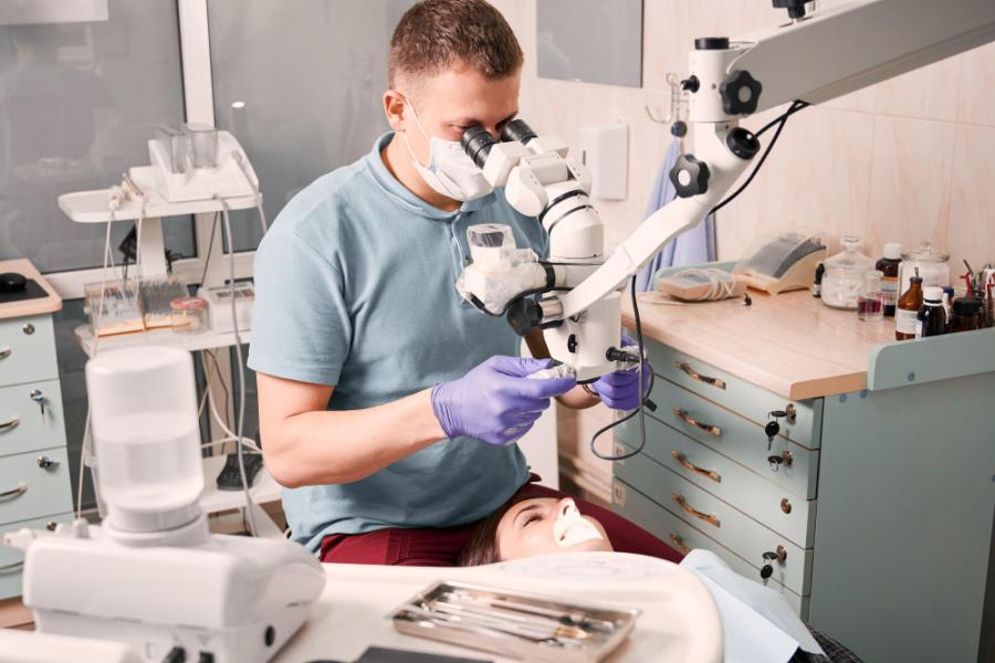 microscopic root canal treatment